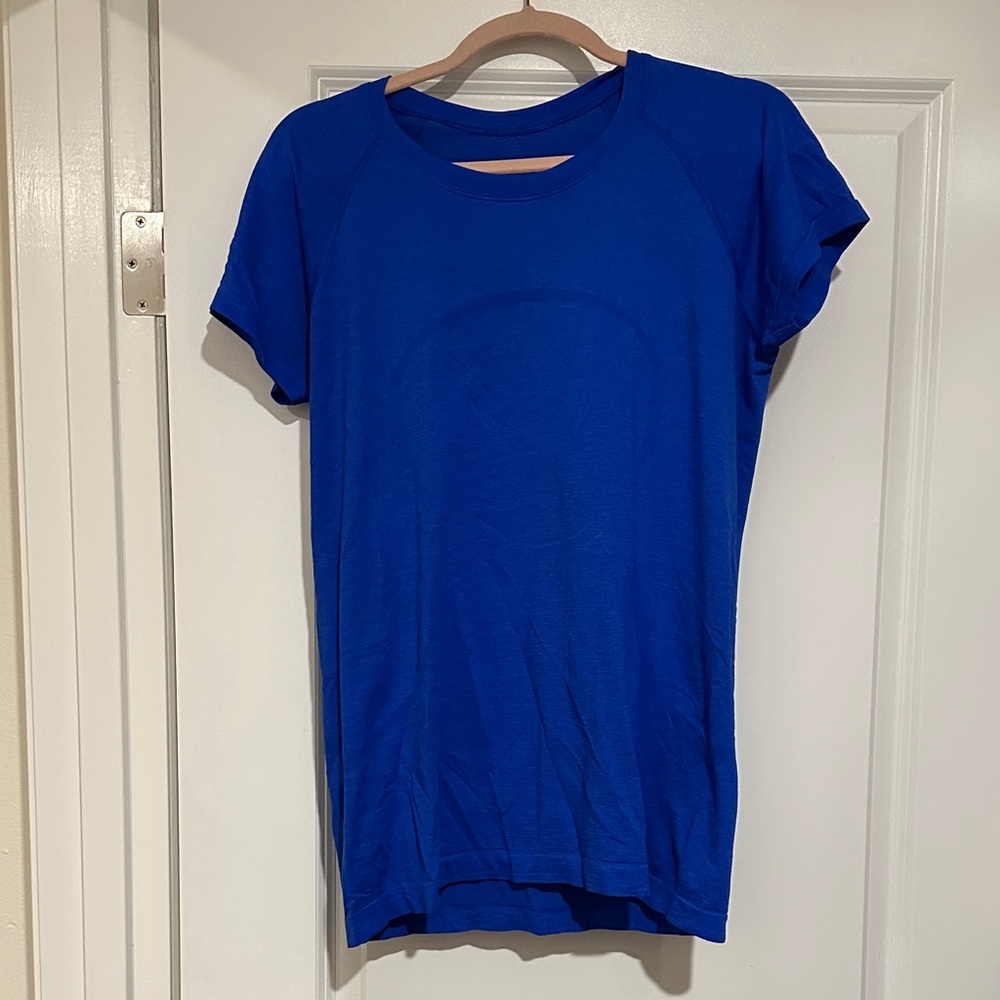 LuluLemon Blue T-Shirt